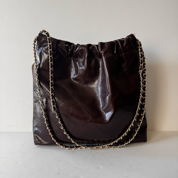 Brown Oiled Shiny Quilted Leather 22 Gathered Hobo Chain Tote w/ Gold HW B8 - Picture 6 of 17